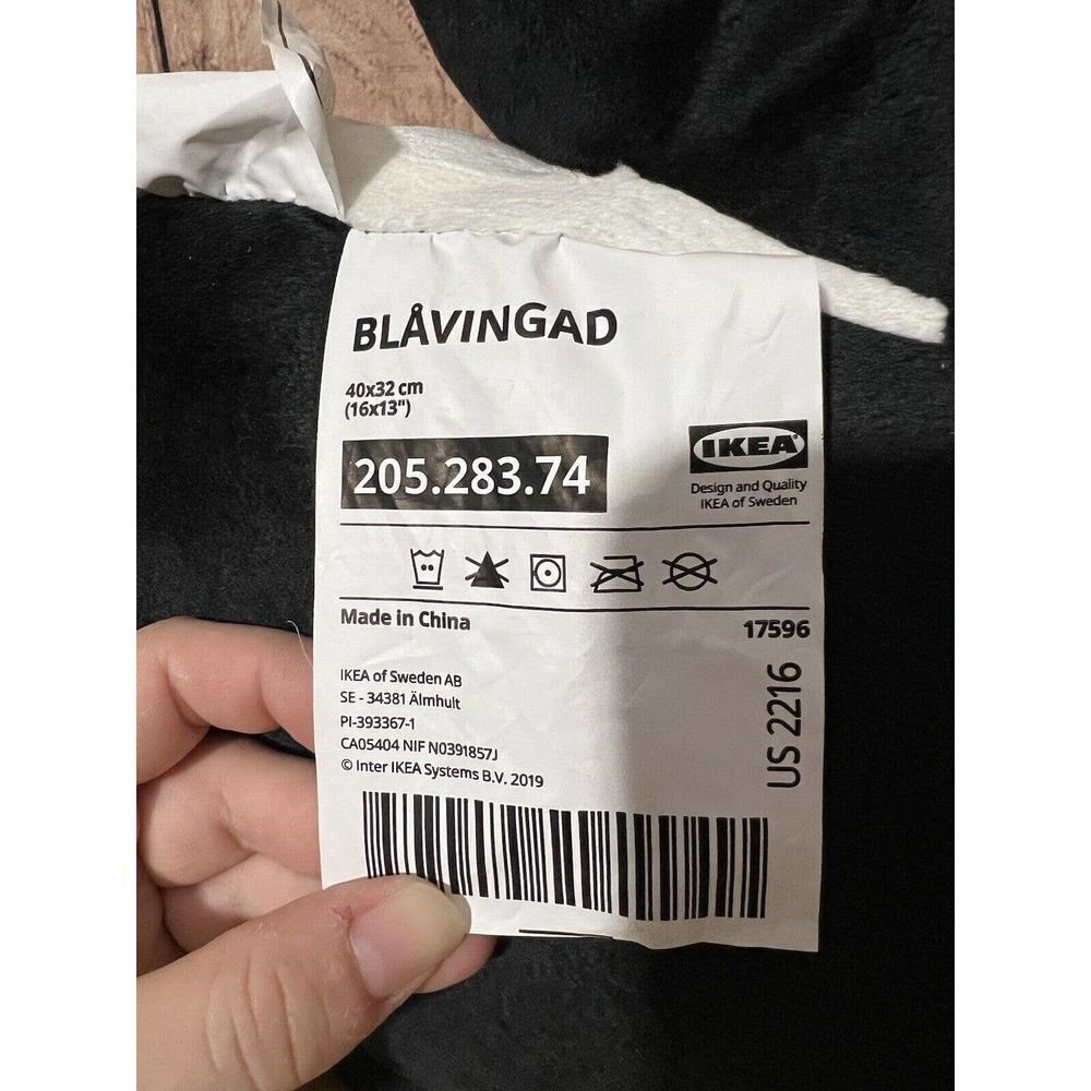 Ikea BLÅVINGAD Cushion Penguin Plush - Picture 6 of 7